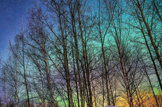 阿拉斯加超美极光夜景iPad壁纸
