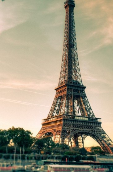 巴黎埃菲尔铁塔手机锁屏壁纸大全
