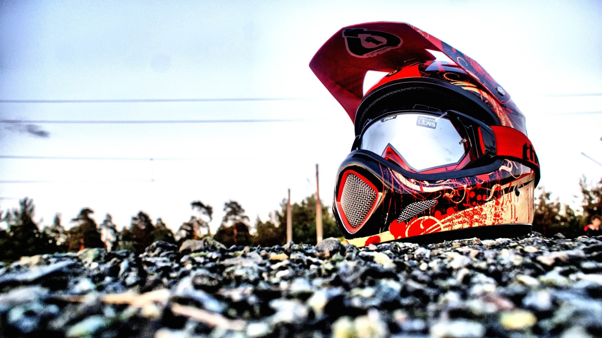 摩托车安全头盔帅气创意图片