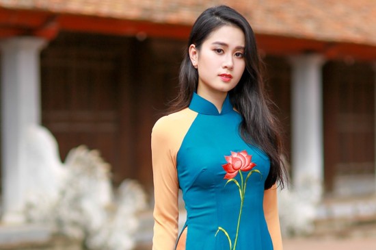 中国旗袍古典美女图片
