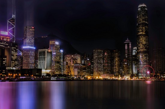 灯火通明的城市夜景图片电脑壁纸