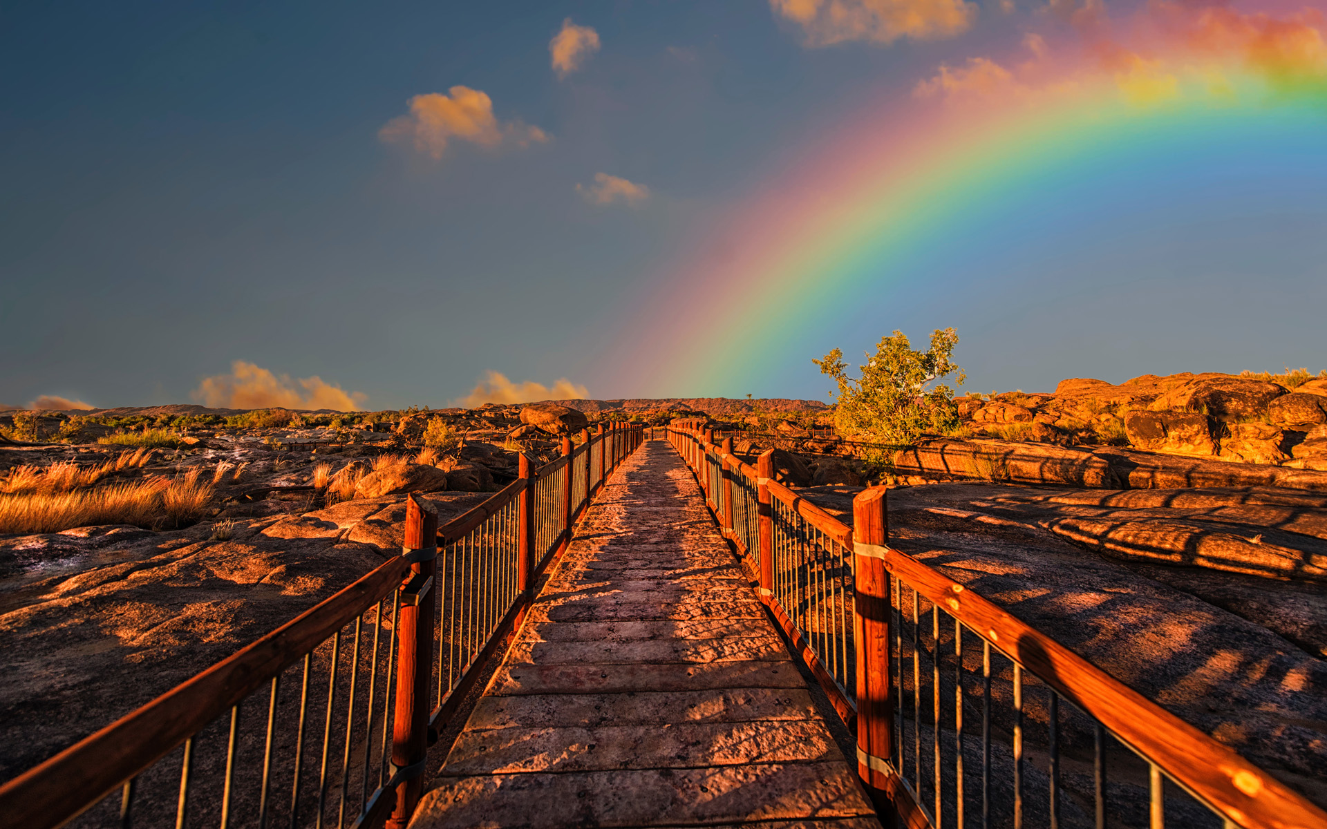 精选大自然七色彩虹唯美图片风景电脑壁纸